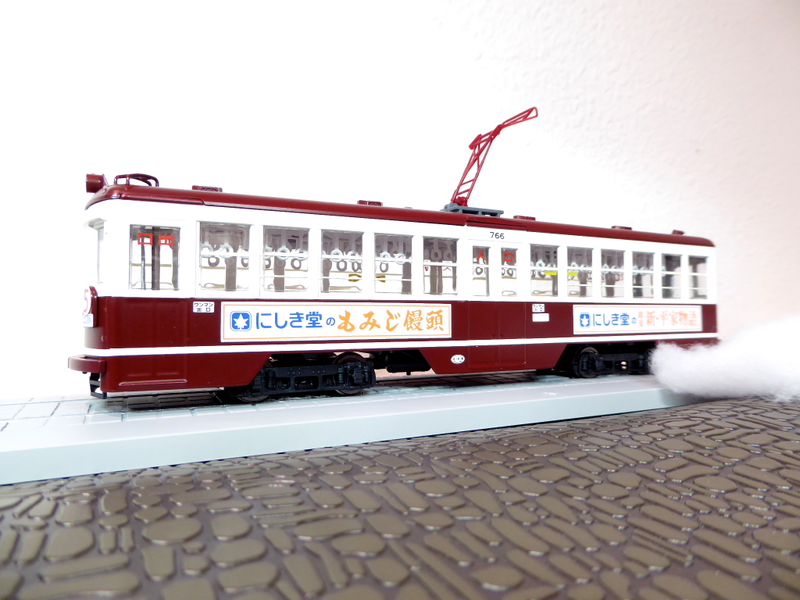 Illustration for article titled Hot Sixty 4th: Train Tuesday with a Tomica